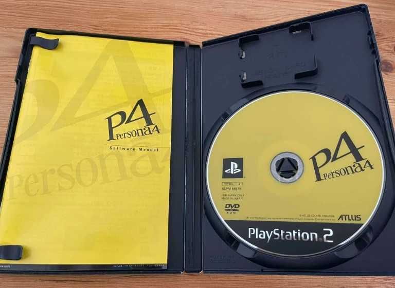 Persona 4 - PlayStation 2