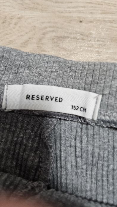 Szare dzwony prążek Reserved 152