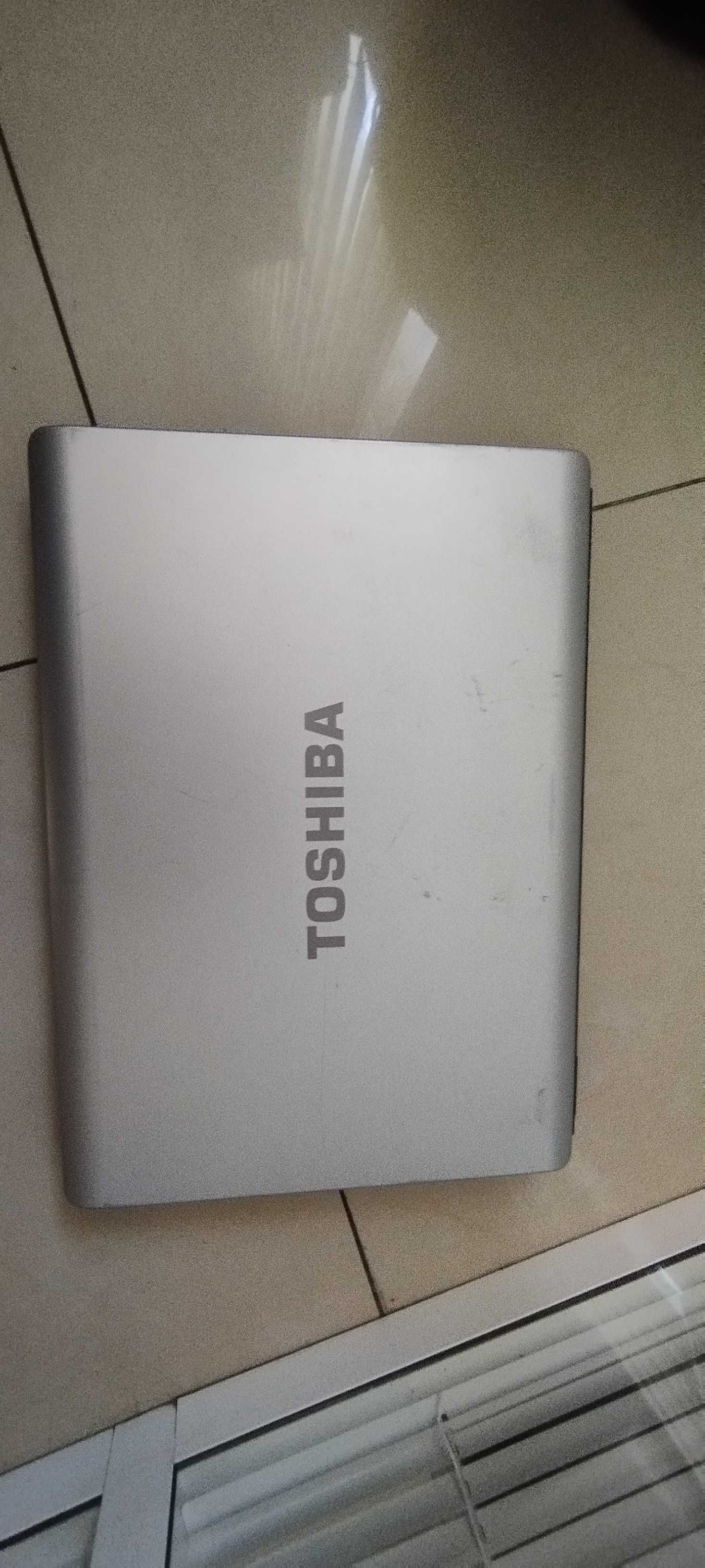 Ноутбук Toshiba на запчасти