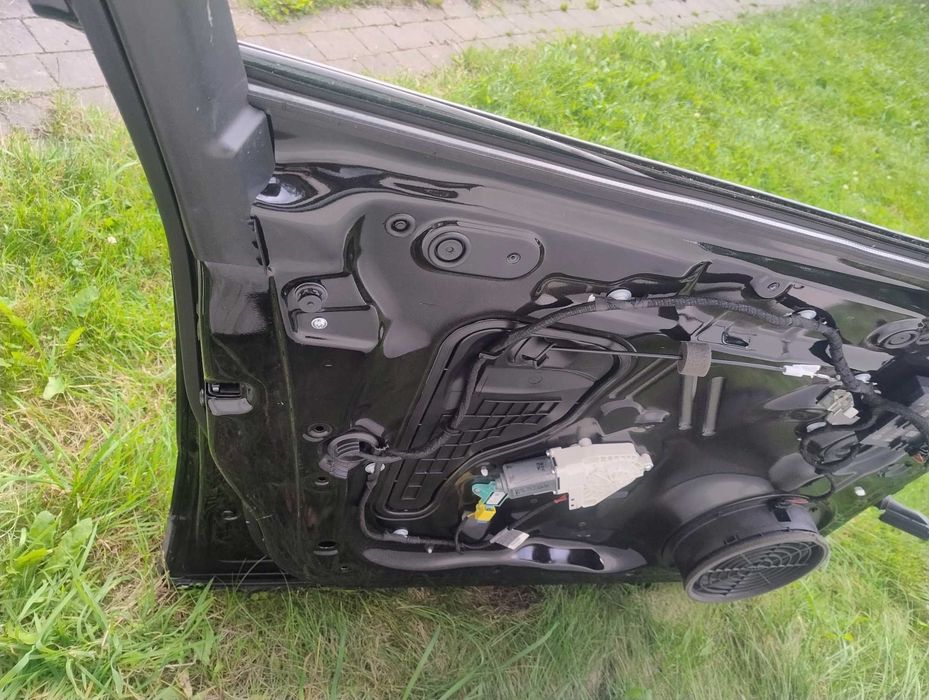 Drzwi lewe przednie vw golf VII LI7F