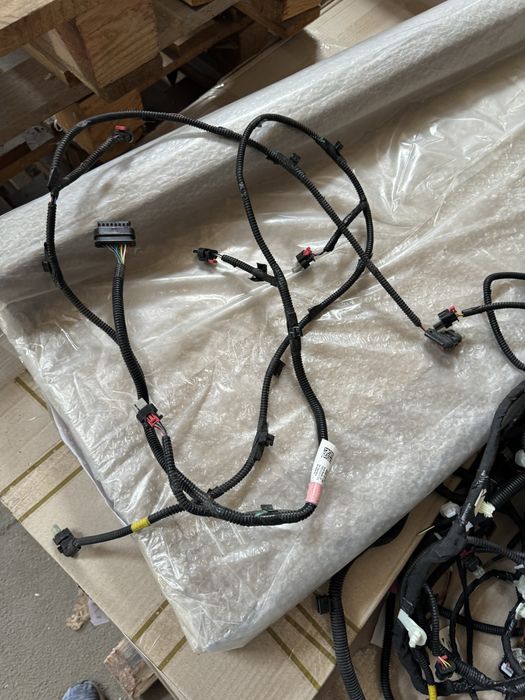 Електропроводка заднього бампера tesla 3 1067959-00-E