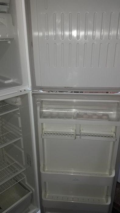 Продам бу хлодильник STINOL робочий.