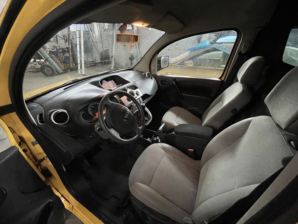 Renault Kangoo z.e 2012