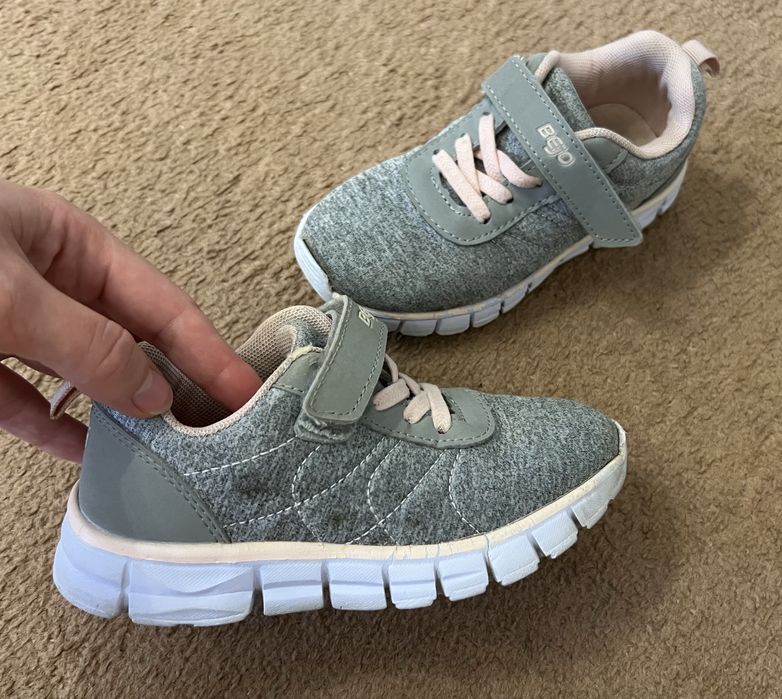 Adidasy Bejo materiałowe rozmiar 27