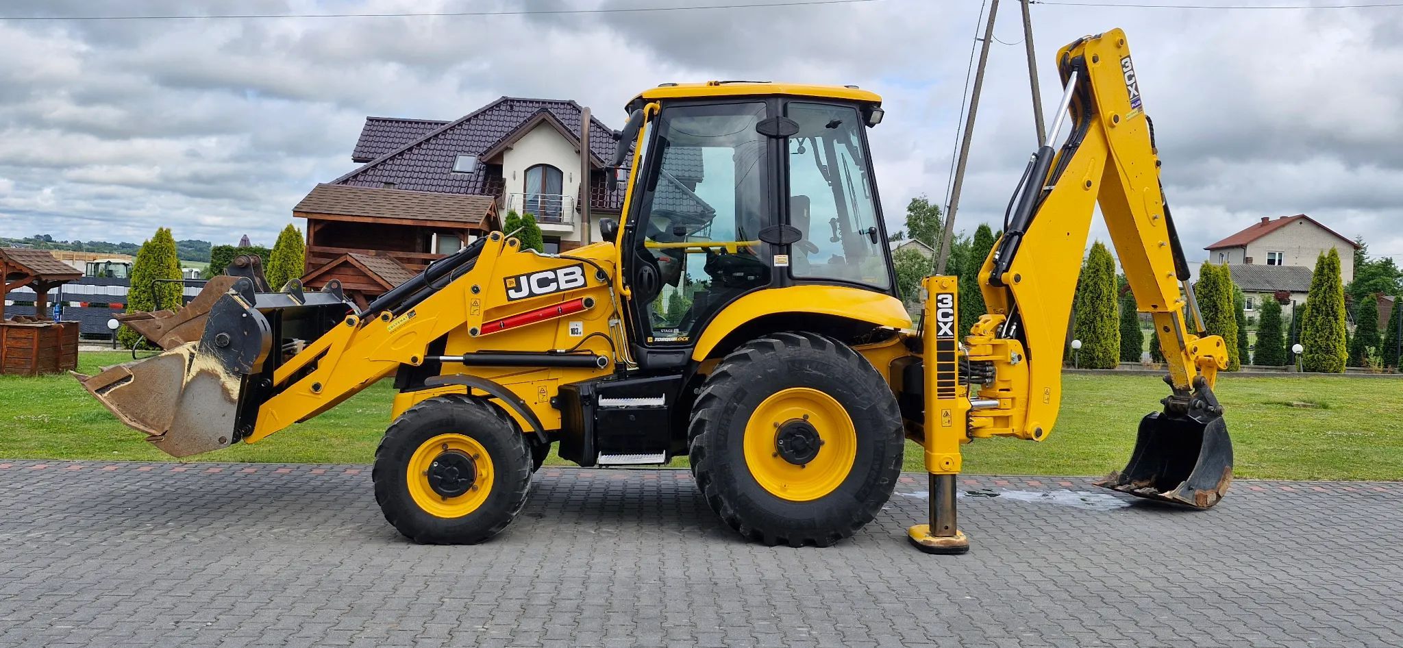 JCB 3CX/ Jak Nowa/ Maszyna sprowadzona/ 110KM/  Koparko-ładowarka JCB 3CX 4CX tj CAT 432