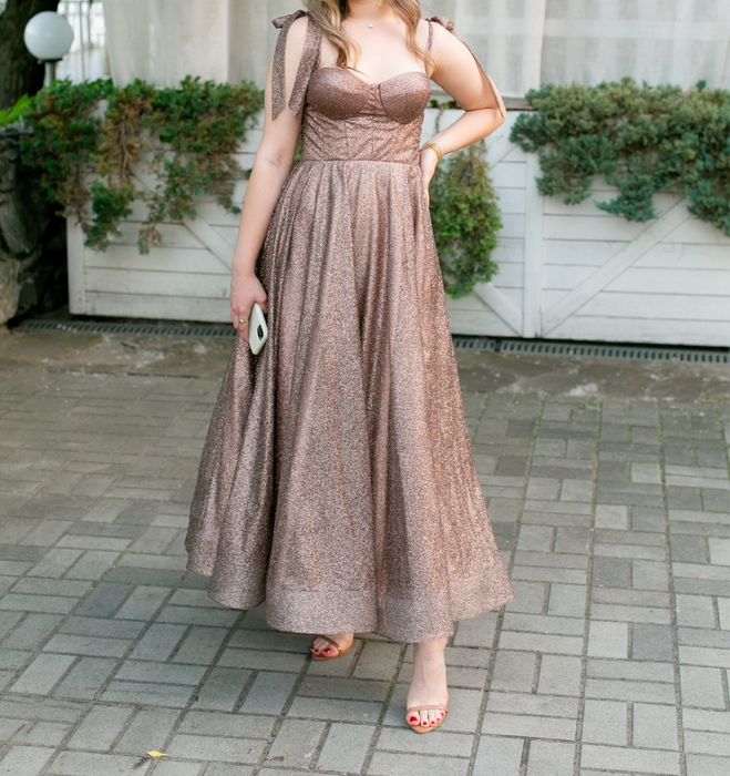 Випускне корсетне плаття