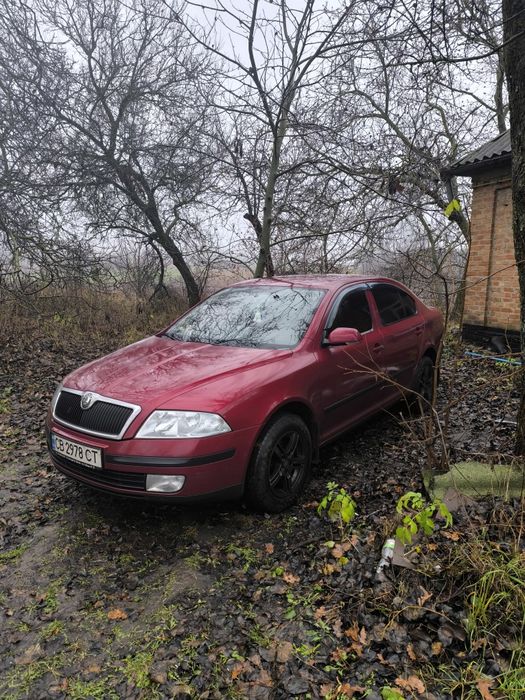 Продам надійний автомобіль 2006року