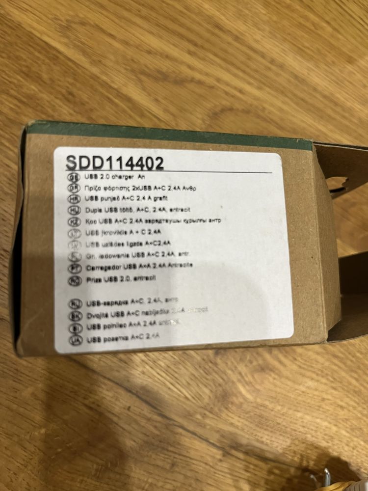 Schneider Electric SDD111404 Gniazdo ładowania USB A+C 2.4A