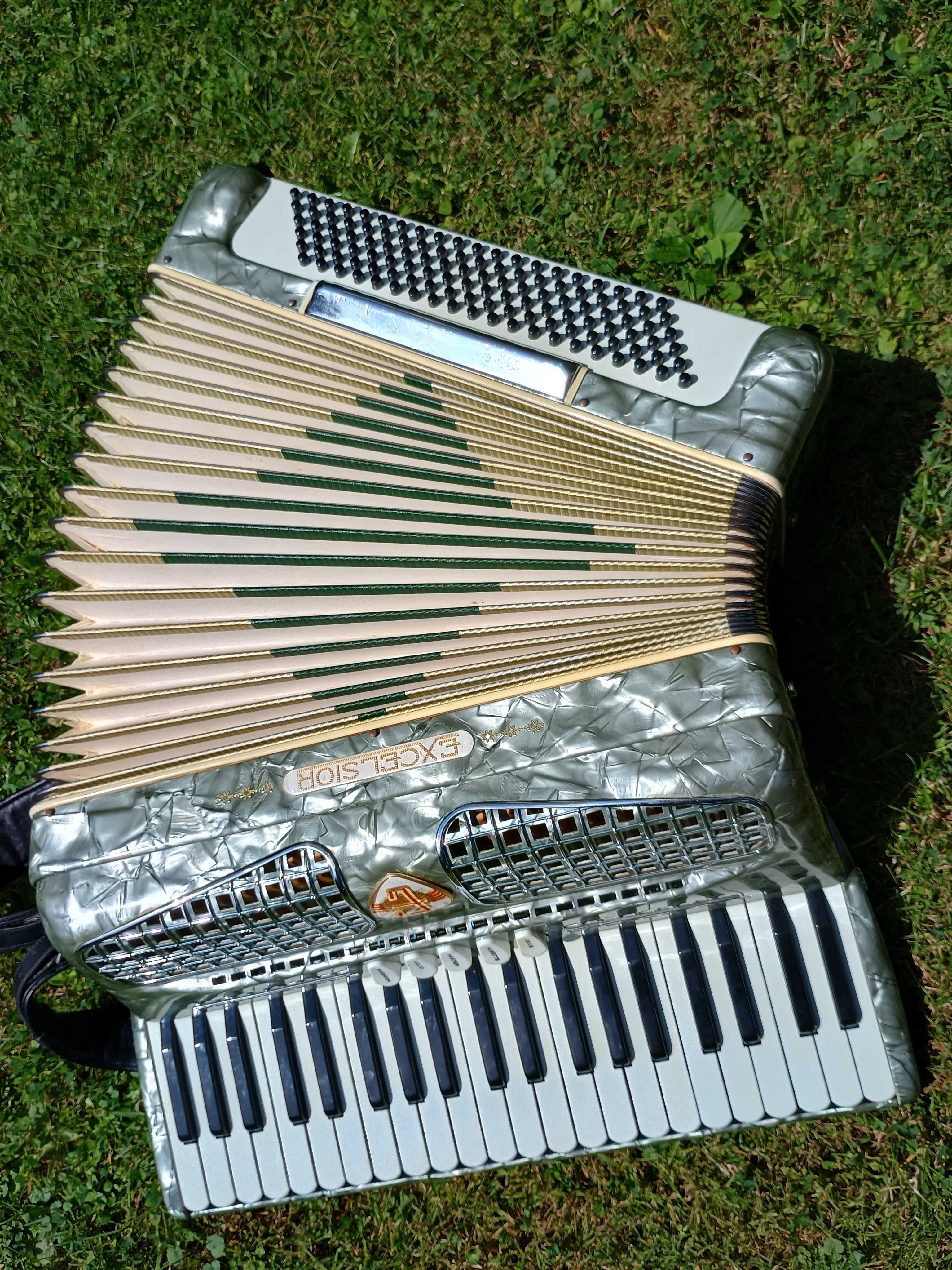 Akordeon Excelsior 120 bas