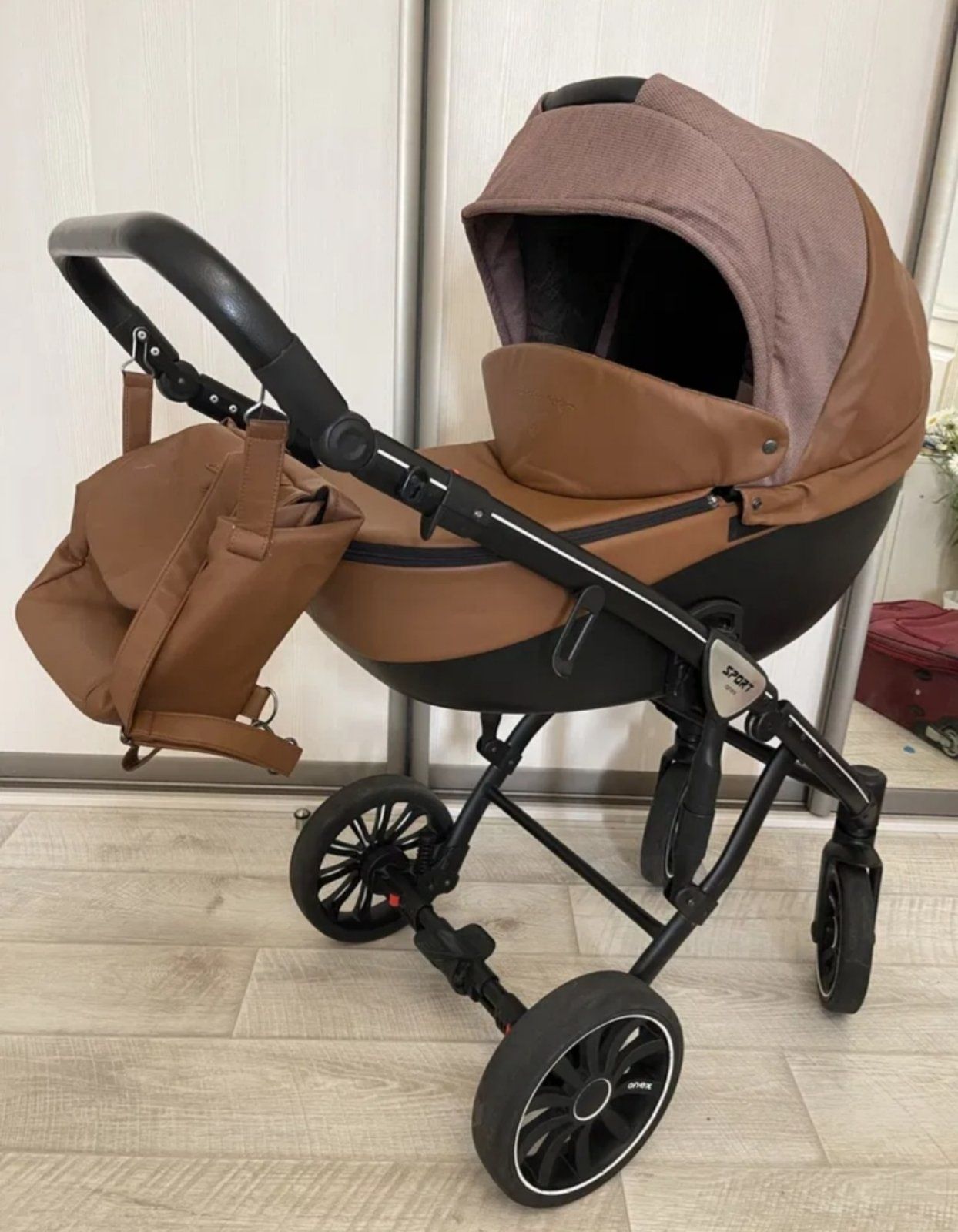 Продам дитячу каляску
