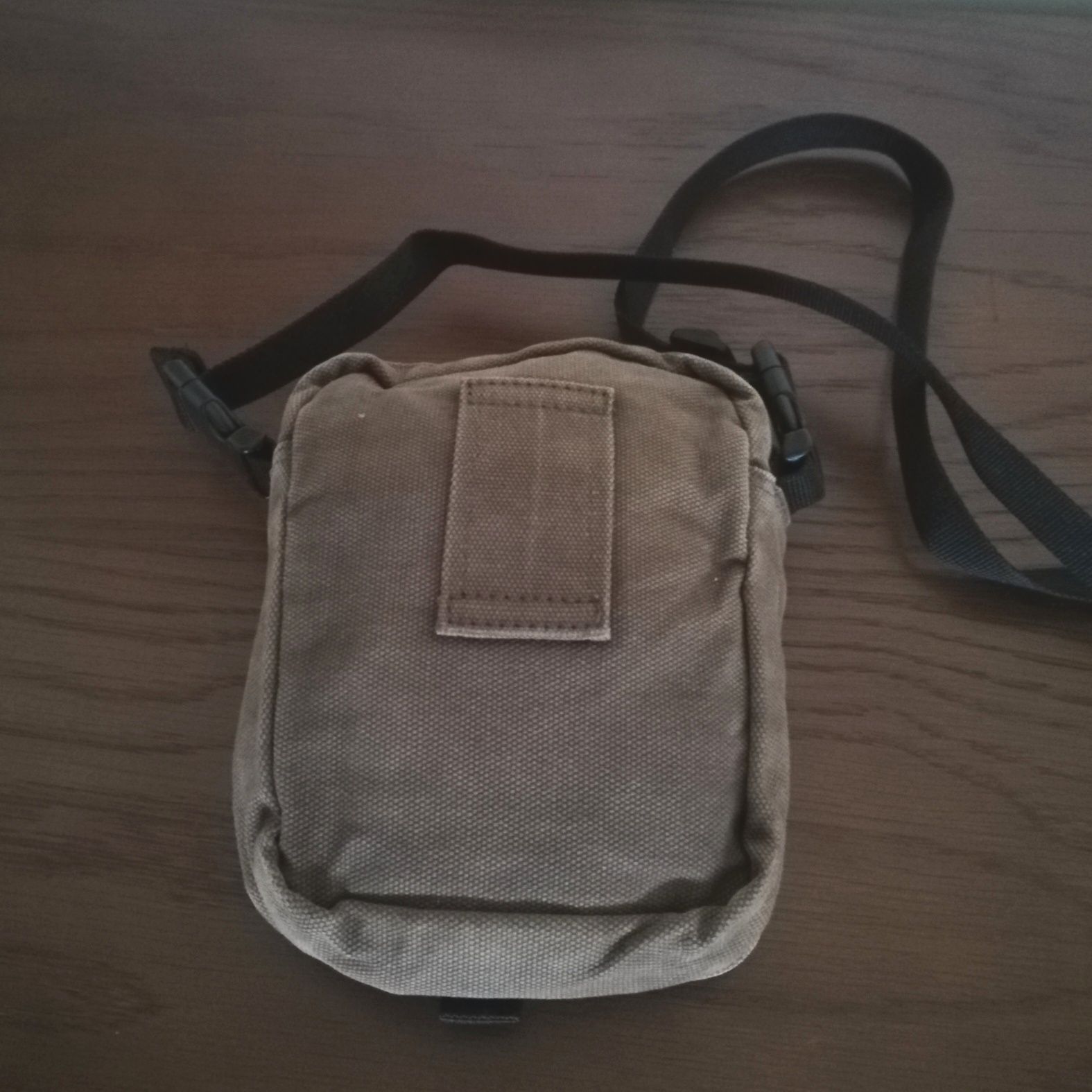 Bolsa tiracolo XDYE, Pull&Bear