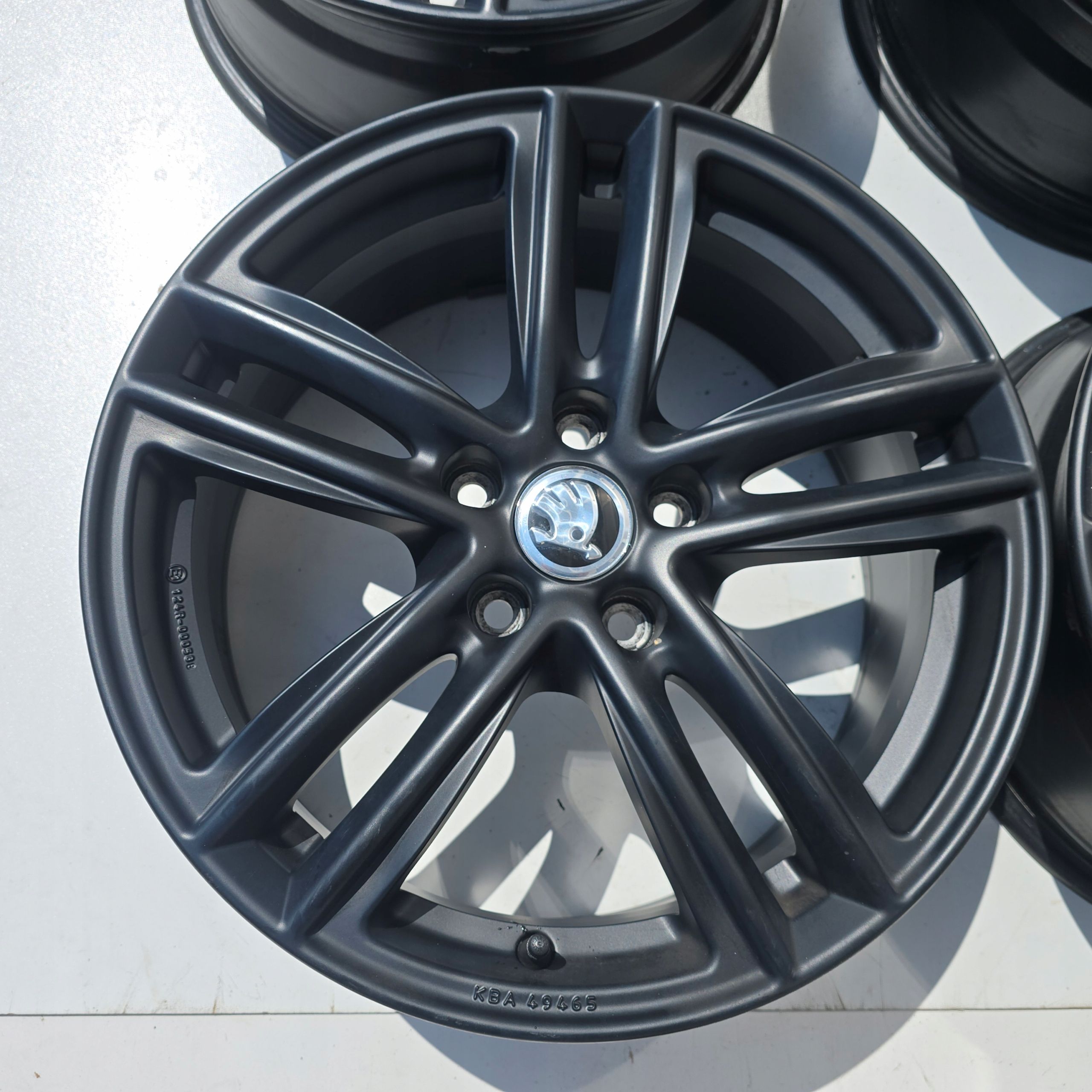 Skoda Superb II Octavia II Iii IV Yeti Karoq 5x112 17'' ET45 7.0 4X