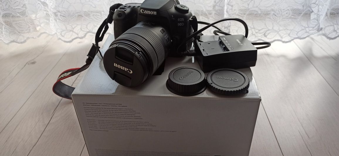 Canon Eos 90D stan idealny