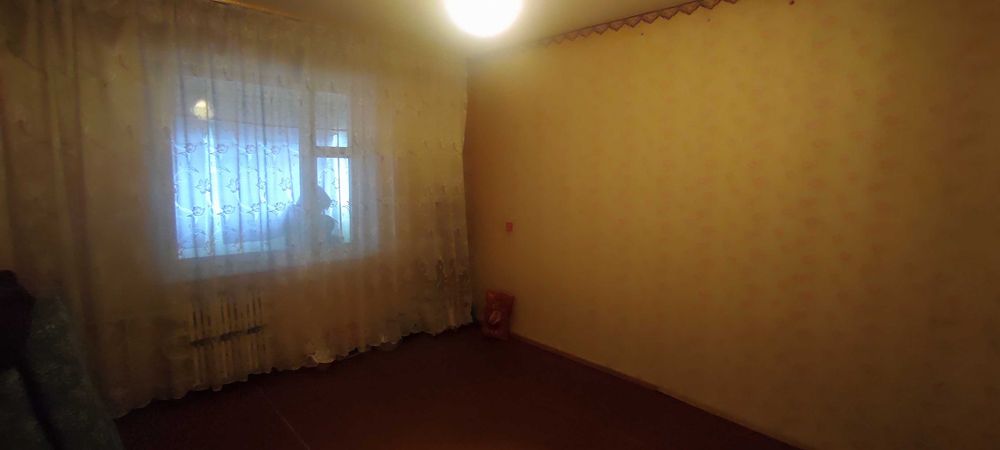 Продам велику! 3 лоджії! 2-к.квартиру на ж/м Лівобережний-3!