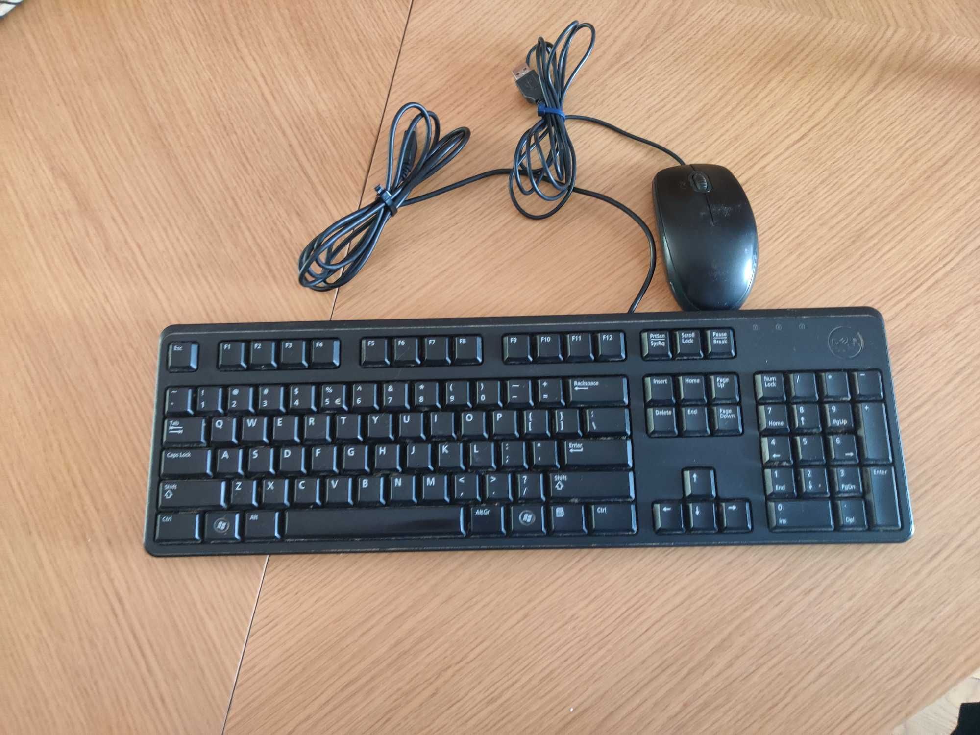 Klawiatura wraz z myszką