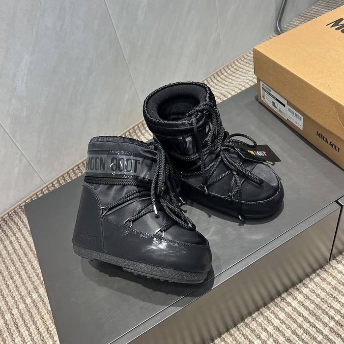 Зимове жіноче взуття/ Moon Boot/ Мун Бути/ Черевики/ Timberland Suprem