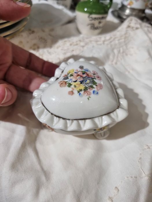 Бонбоньєра для льодяники, прикрас тощо