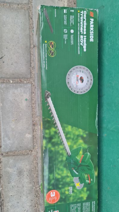 Akumulatorowe nożyce do żywopłotu  Parkside PHSA 2035 A1