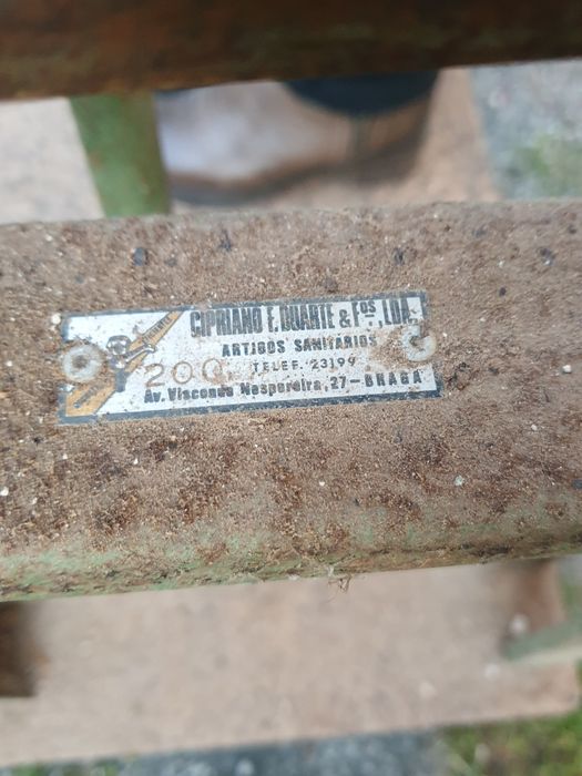 Balança antiga para desocupar