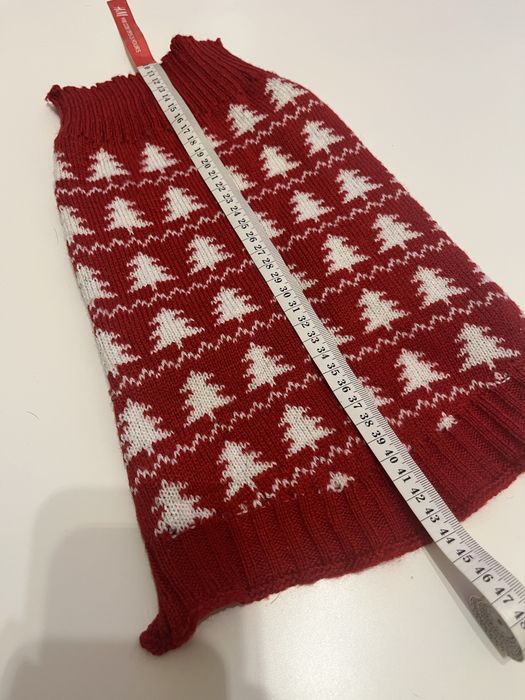 Czerwony świątwczny sweter dla psa