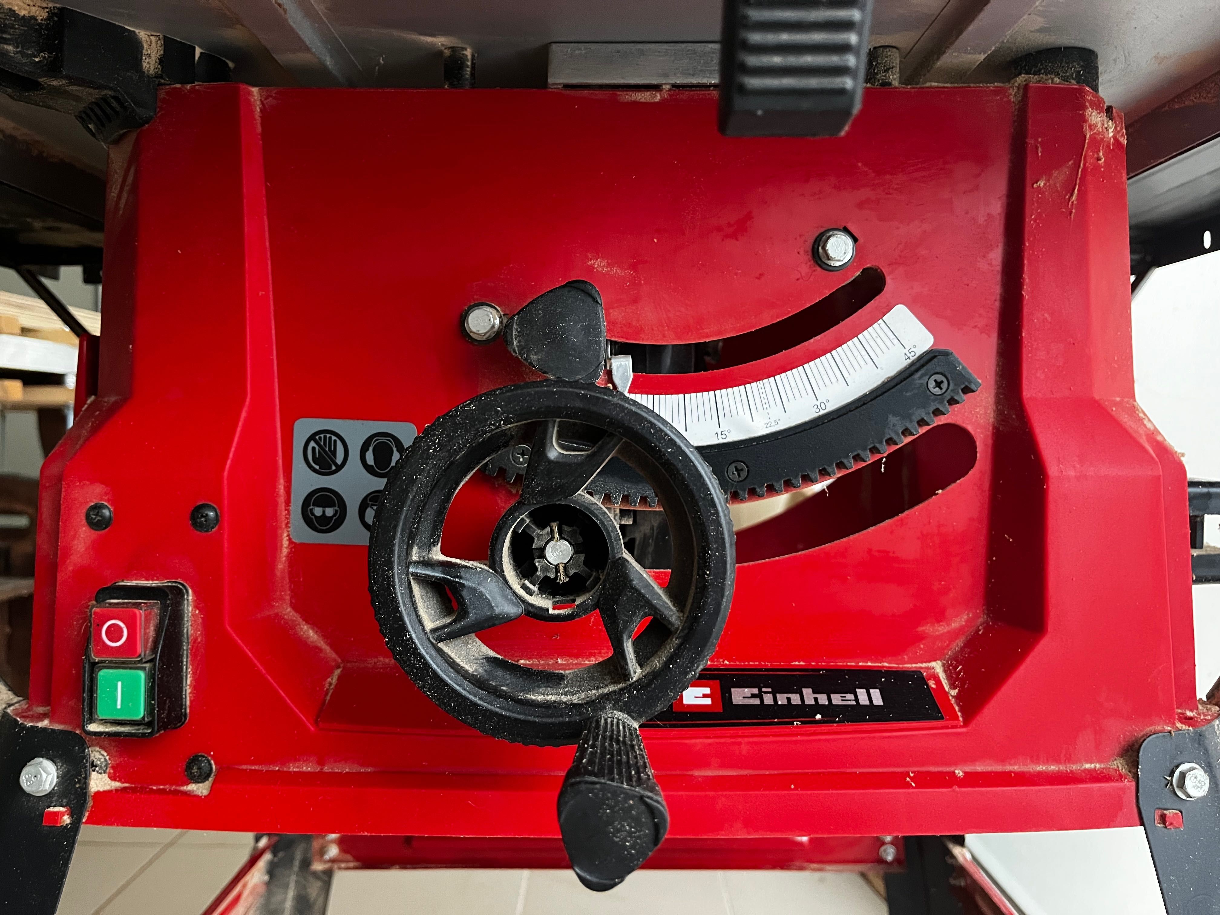 Serra de Mesa com bancada Einhell TC-TS 2025 U 2000W (quase nova!)