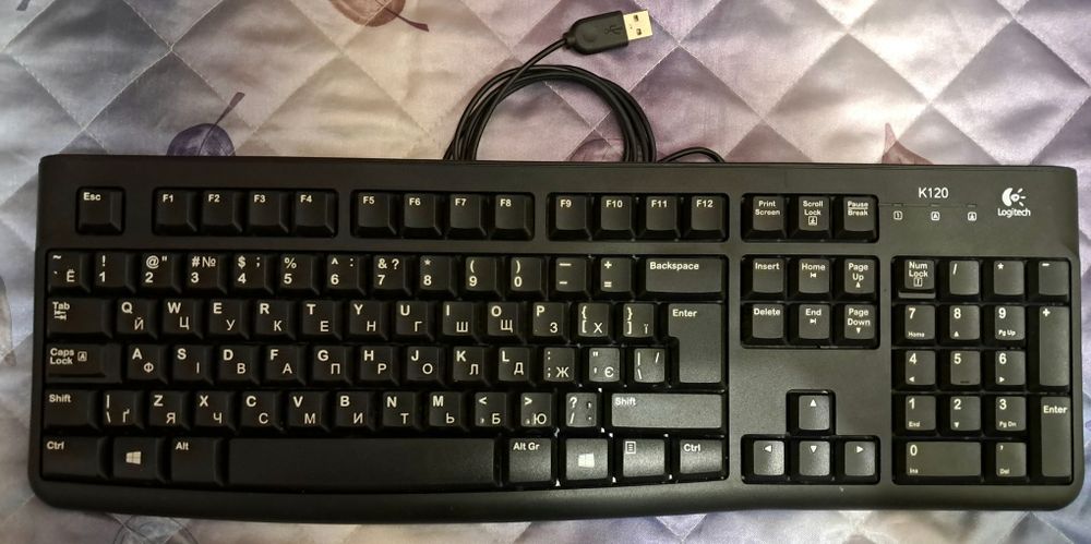 Робоча провідна USB клавіатура Logitech K120