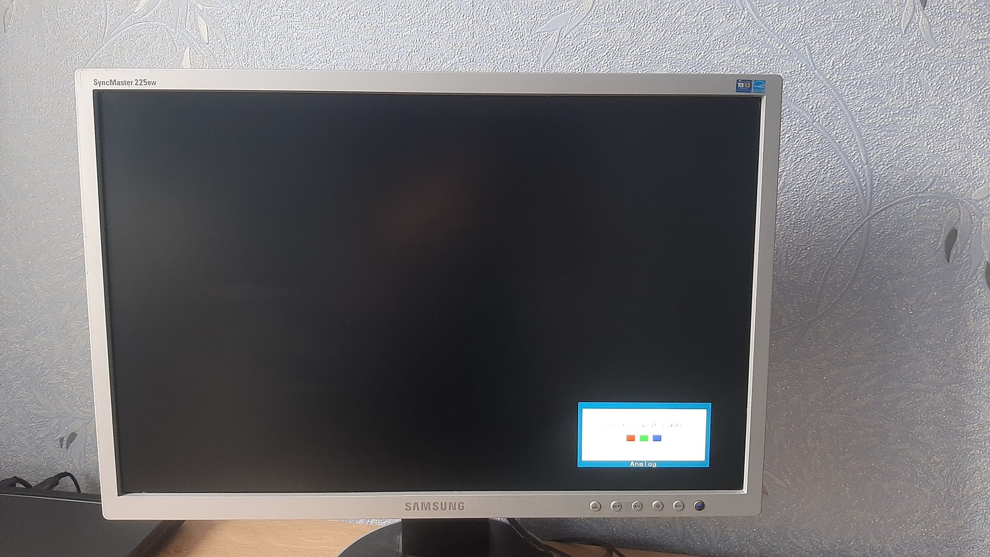 Монітор 22" Samsung sync master 225bw