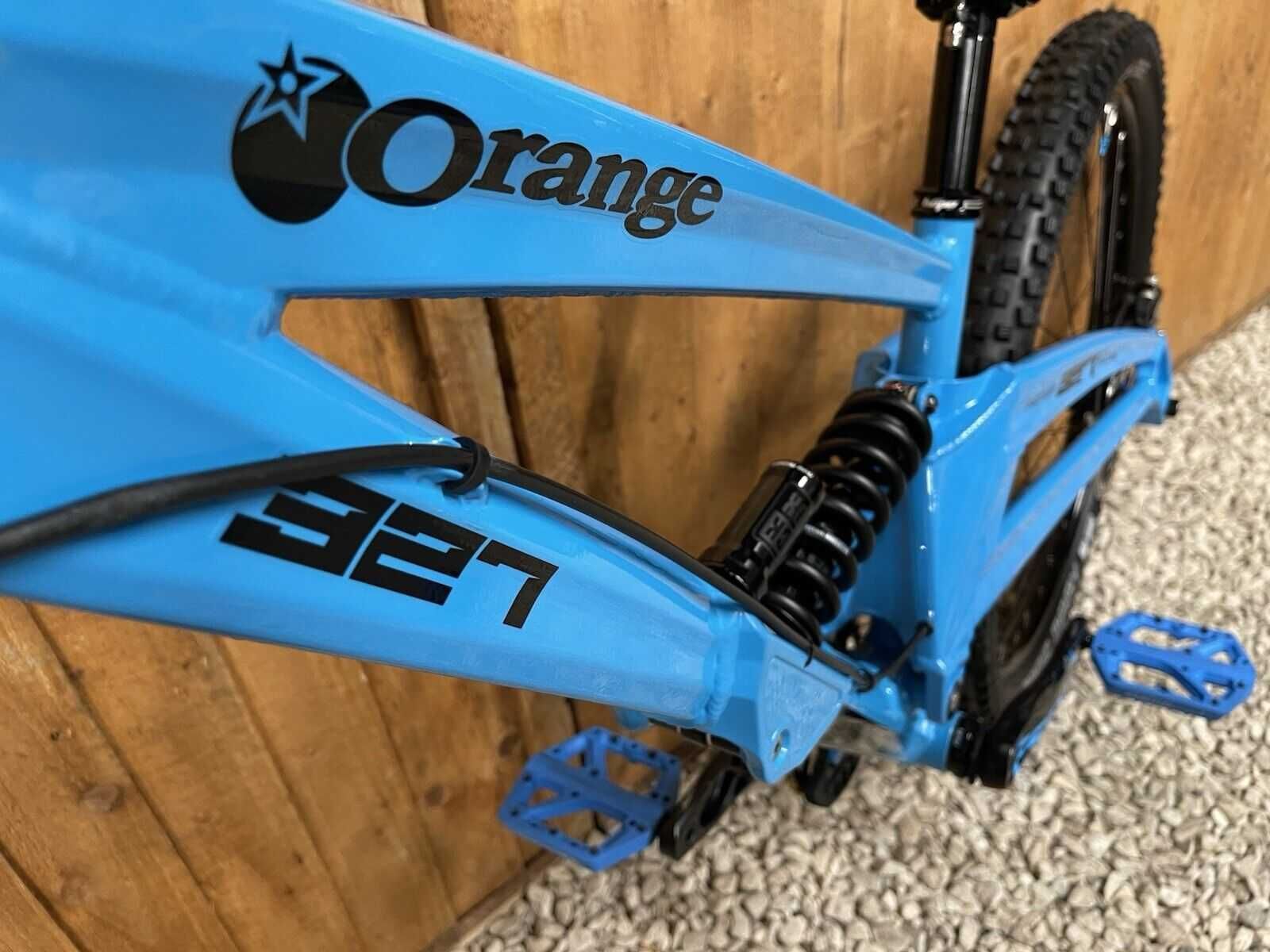Bicicleta de Downhill Orange 327 RS com Suspensão Total