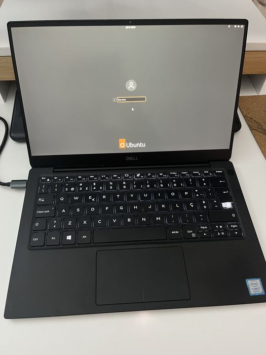 Dell XPS 13 9380 | RAM 16GB | i7-8565U | 512.1GB | Ubuntu 22.04.4 LTS64284592592769123