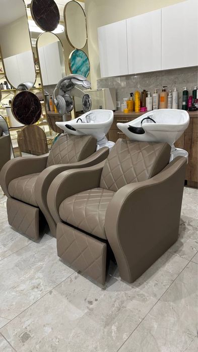 Розпродаж перукарського залу, лешмейкерів,меблів для салону,