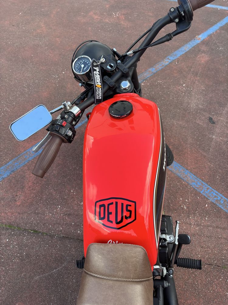 honda cg 125cc café racer/ scarmbler