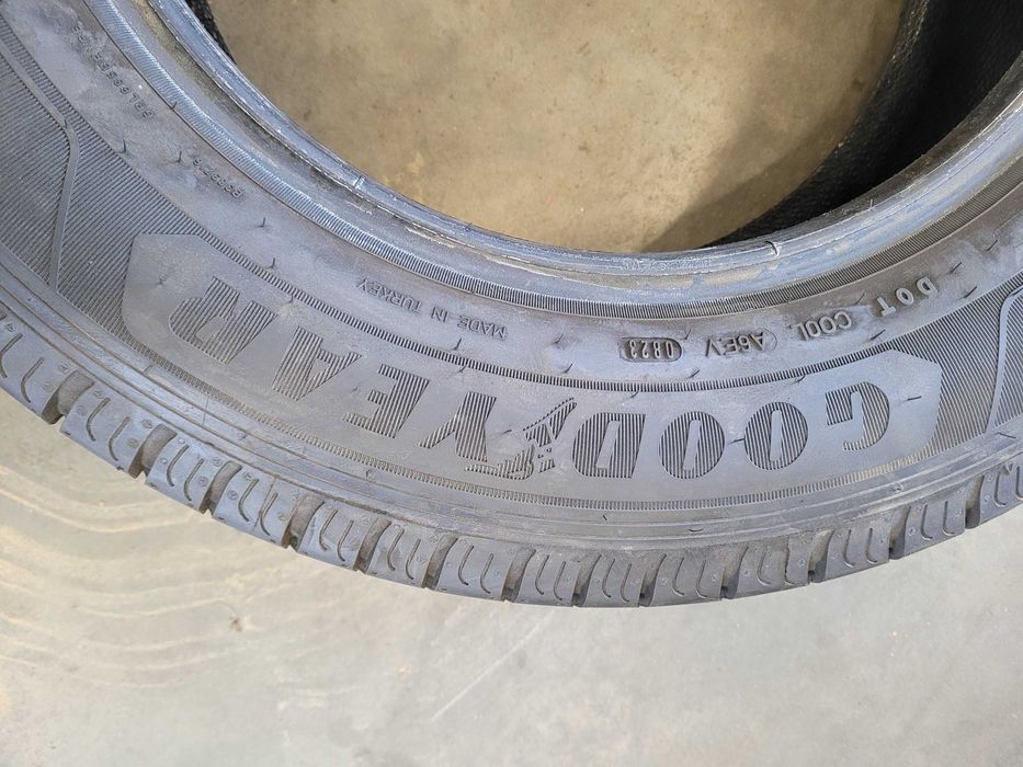 Opony Good Year 215/ 65 16 c lato komplet  jak nowe