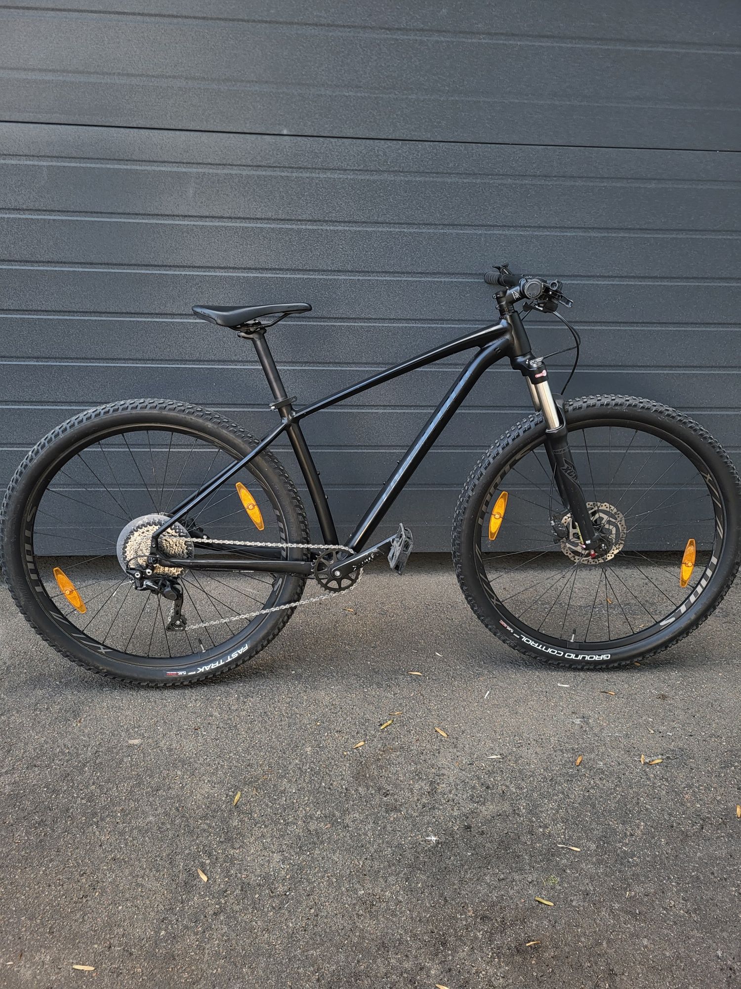 Велосипед Specialized Rockhopper 2020рік