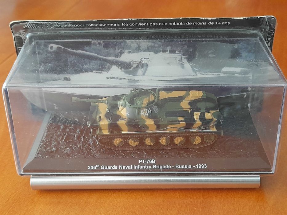 czołgi-deAgostini/PT-76B Russia 1993