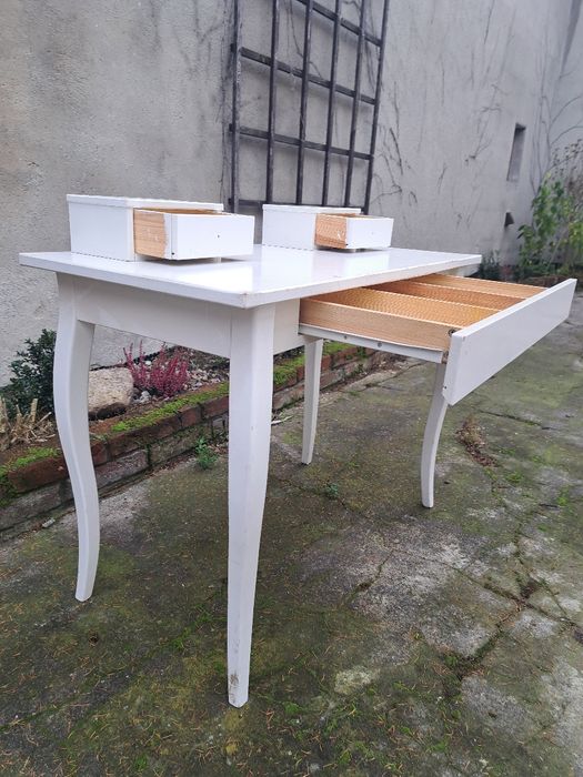 Toaletka biała Vintage