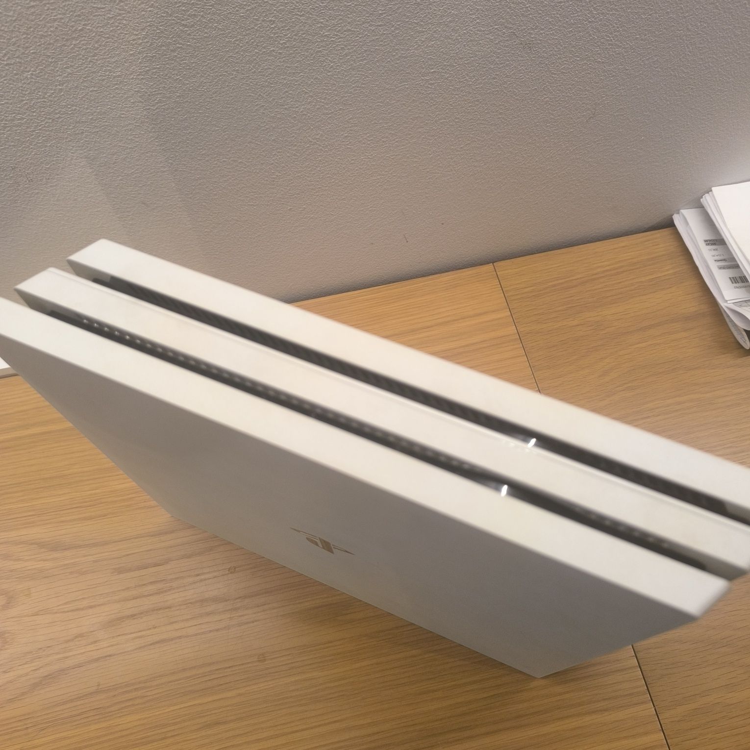 PlayStation 4 Pro Branco 1TB