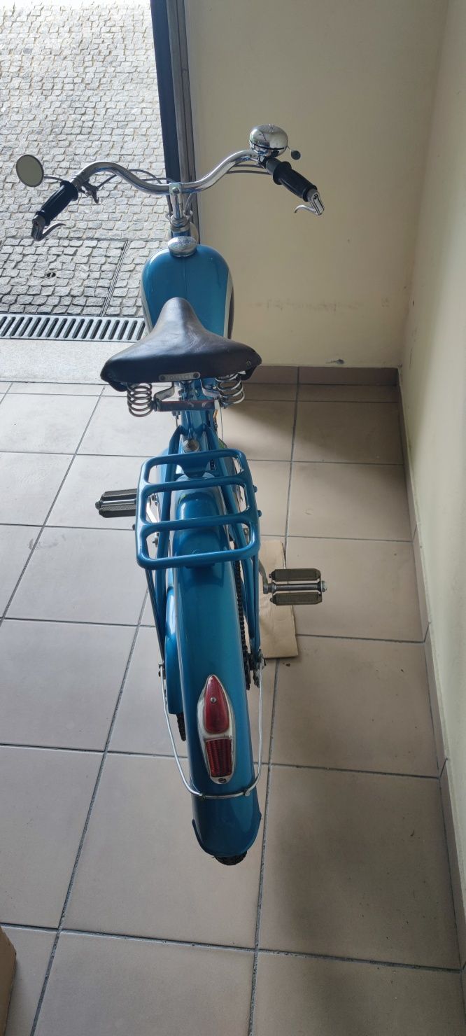 Vendo mobilete de 1957