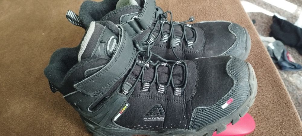 Buty zimowe chłopięce, młodzieżowe, dziecięce rozm 34