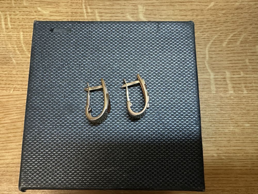 Золоті сережки 585