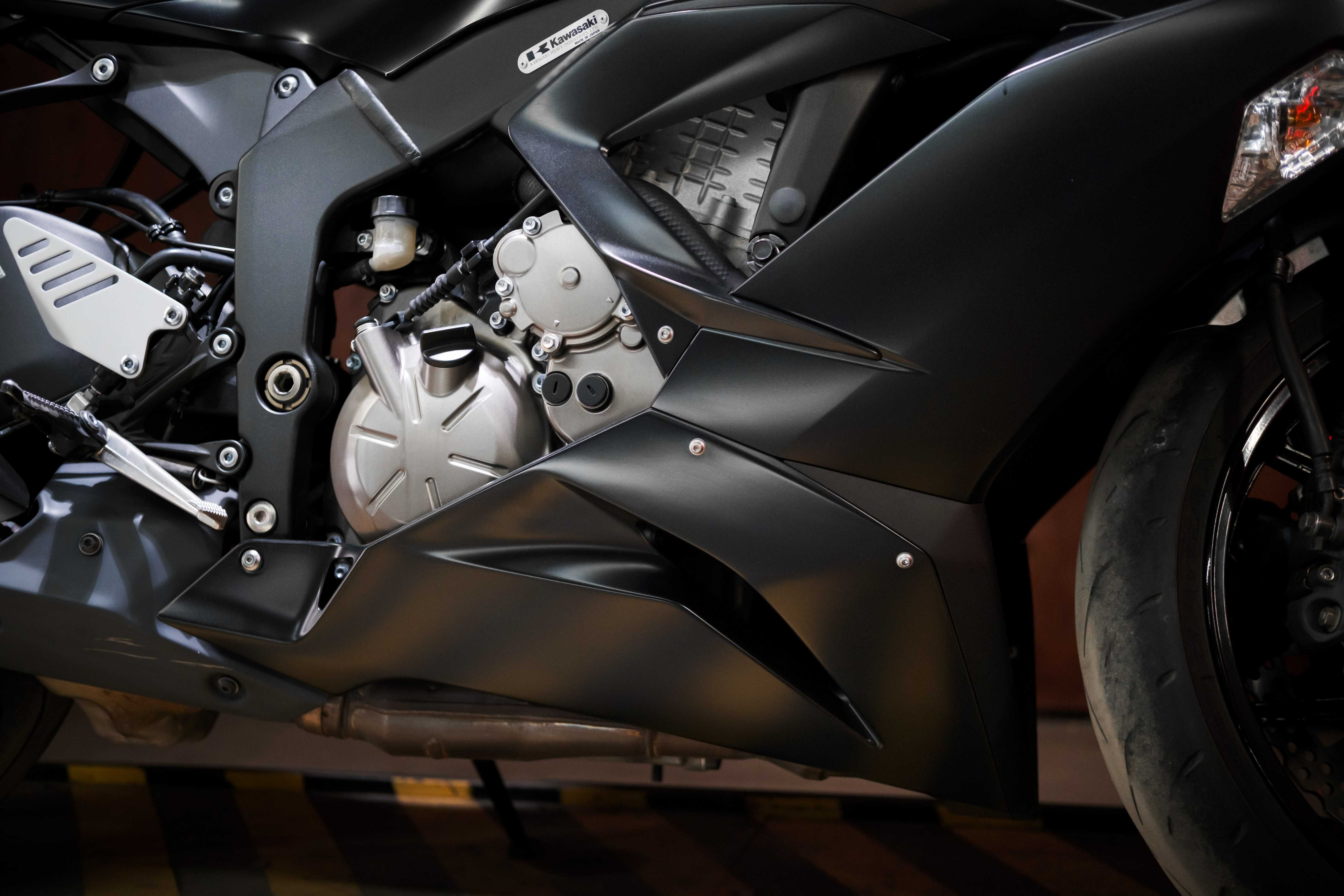 Kawasaki Ninja 636 ABS Traction із Японії