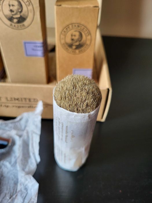 Captain Fawcett - zestaw do golenia Shave Brush, Razor & Shaving Soap