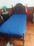 Cama solteiro mesa cabeceira e cómoda com estante