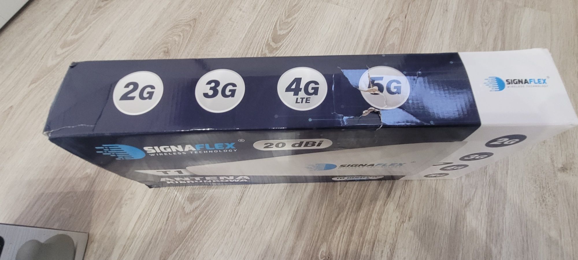 Wzmacniacz Signaflex GSM/UMTS/DCS BLACK LCD LS-GDW2 + T1 20dBi 10m