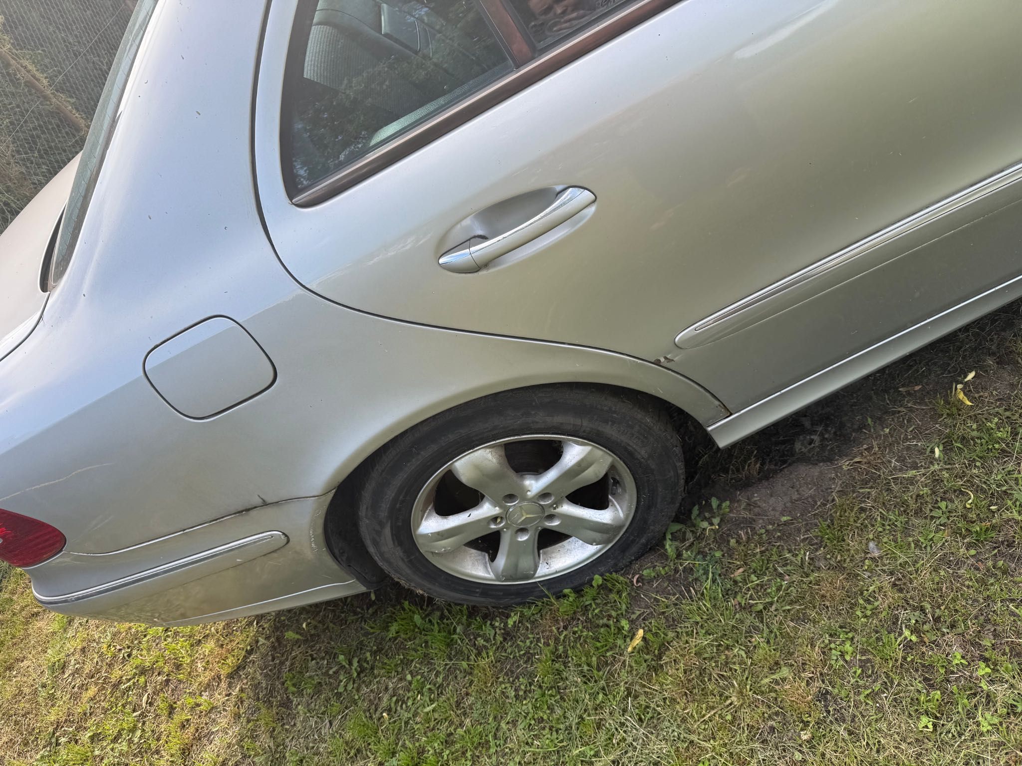 Mercedes E-klasa W211 2.7 CDI Automat Avantgarde 177KM