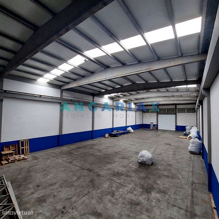 ANG1365 - Pavilhão com 630m² para Arrendamento em Ataija de Cima, Alju