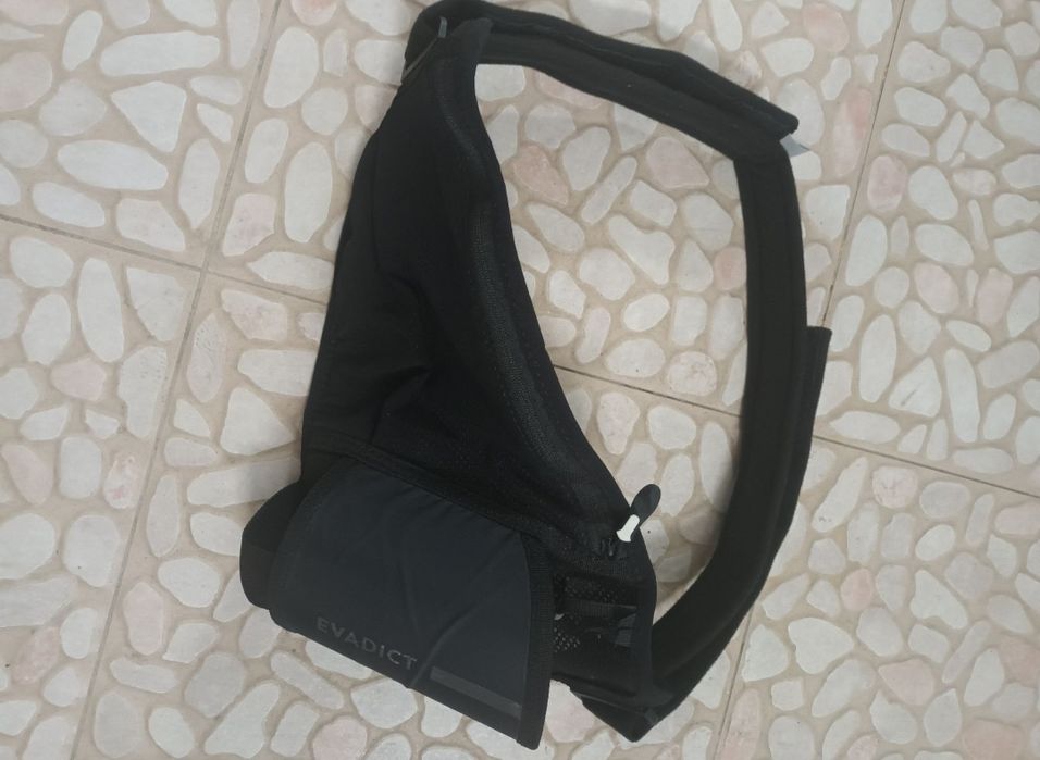 Cinta com bolsa e suporte água  btt