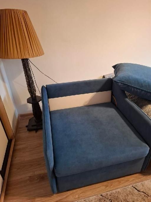 Fotel rozkładany z funkcją spania Black Red White.