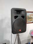 2 Colunas JBL EON 1500