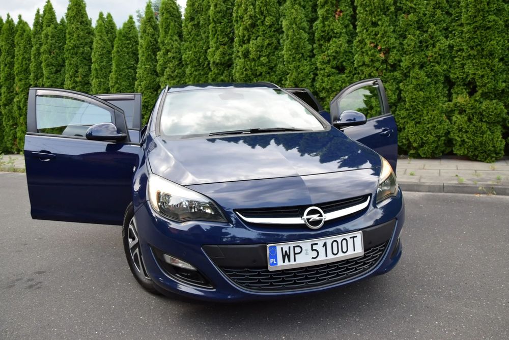 Opel Astra Z Niemiec Zarejestrowany Ksenon Navi USB Serwis Super Stan