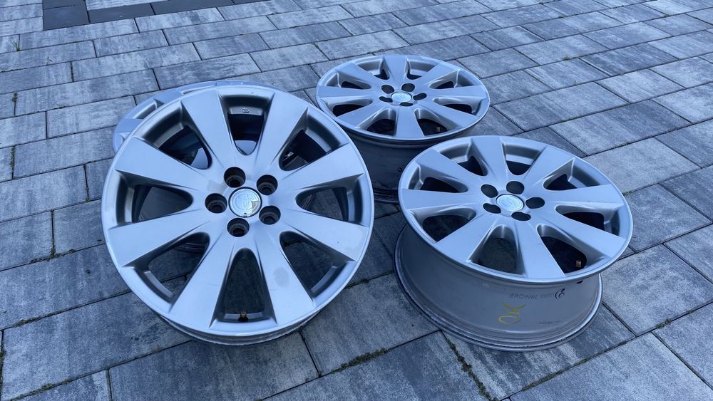 Felgi aluminiowe Toyota Avensis 5x100 17 cali
